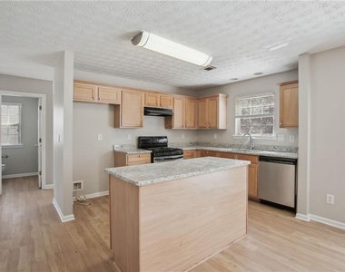 3882 Alexandra Oak Court - Photo Thumbnail 14