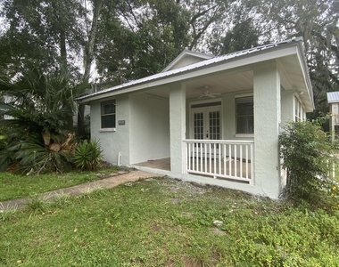 1221 N Duval Street - Photo Thumbnail 2