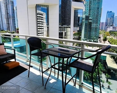 951 Brickell Ave - Photo Thumbnail 17