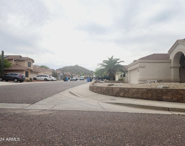 2144 E Marco Polo Road - Photo Thumbnail 31