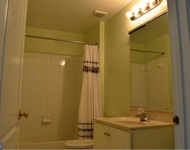 25508 Crossfield Drive - Photo Thumbnail 9