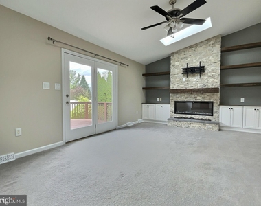 46 White Oak Boulevard - Photo Thumbnail 7