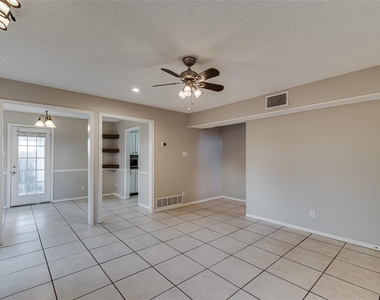 2523 Sunscape Lane - Photo Thumbnail 5