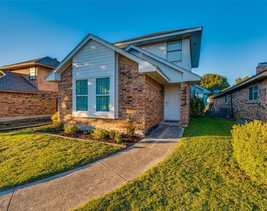 2523 Sunscape Lane - Photo Thumbnail 0