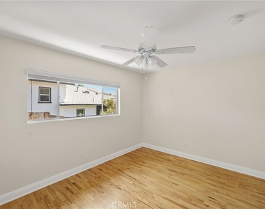 7137 Ramsgate Avenue - Photo Thumbnail 11