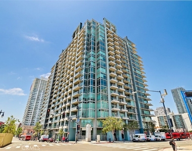 1080 Park Boulevard - Photo Thumbnail 13