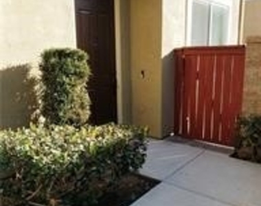 27533 Viridian Street - Photo Thumbnail 1