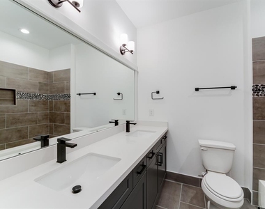 7712 Johanna Park Drive - Photo Thumbnail 20