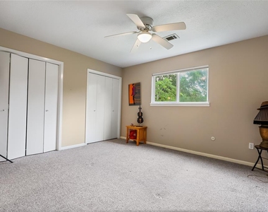 12019 Riverview Drive - Photo Thumbnail 20