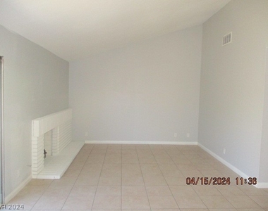 2749 Long Court - Photo Thumbnail 2