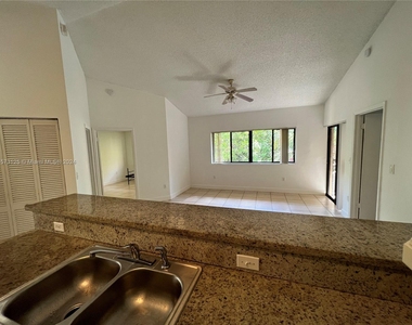 2550 Sw 18th Ter - Photo Thumbnail 28