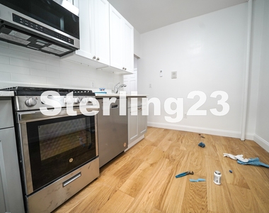 32-51 44th Street - Photo Thumbnail 2