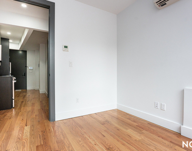 375 Lefferts Avenue - Photo Thumbnail 14