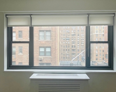  56th Street - Photo Thumbnail 3