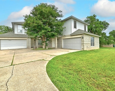 5716 W Gate Blvd - Photo Thumbnail 1