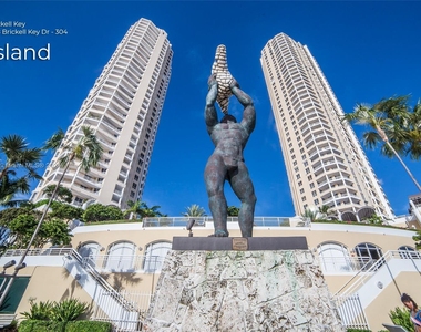 808 Brickell Key Dr - Photo Thumbnail 85