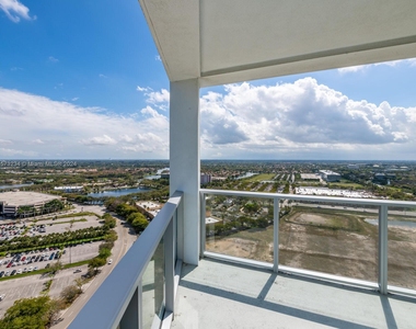 2000 Metropica Way - Photo Thumbnail 20