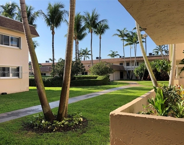 14500 Sw 88 Av - Photo Thumbnail 12