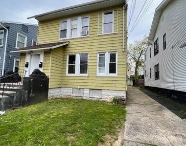 38 Grand Ave - Photo Thumbnail 11