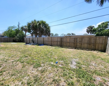 2824 Floresta Drive Ne - Photo Thumbnail 14