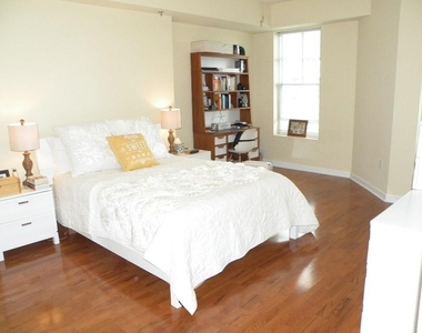 1101 Juniper Street Ne - Photo Thumbnail 7