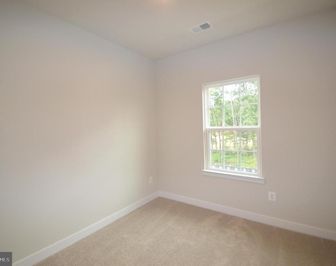 11410 Willow Green Cir - Photo Thumbnail 25