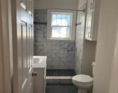 2203 Kenley Street - Photo Thumbnail 5