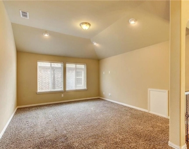 6100 Mickelson Way - Photo Thumbnail 14