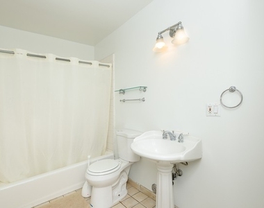 11425 Burnham St - Photo Thumbnail 13