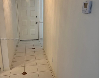 1100 Sw 128th Ter - Photo Thumbnail 5