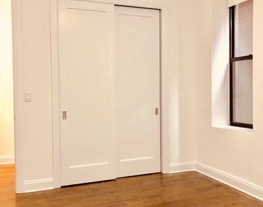 West 58th Street - Photo Thumbnail 9