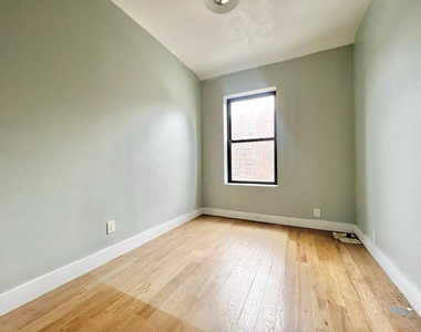 1529 Saint John Pl, Brooklyn, NY  - Photo Thumbnail 2