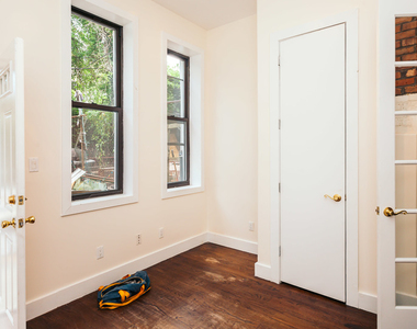 1038 Flushing Avenue - Photo Thumbnail 4