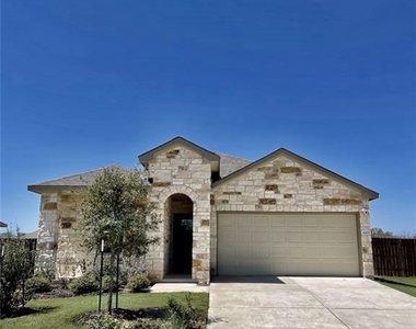 4401 Lobo Landing Ln - Photo Thumbnail 0