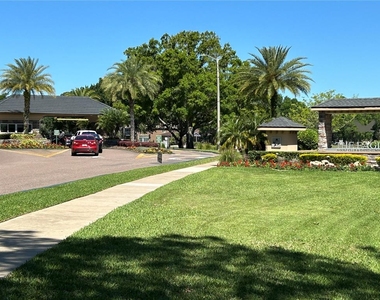 15513 Eastbourn Drive - Photo Thumbnail 21