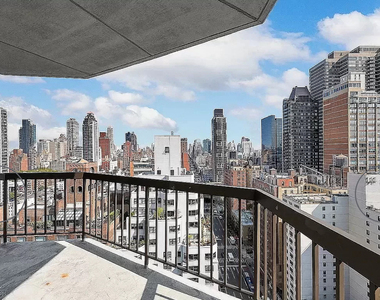 360 East 57th Street - Photo Thumbnail 7