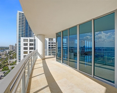 3535 S Ocean Dr - Photo Thumbnail 12