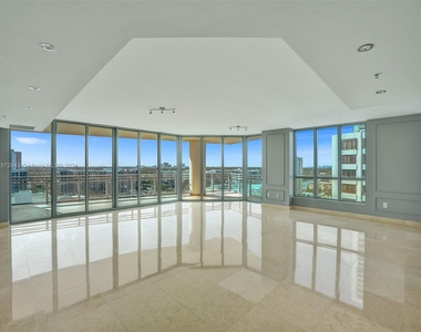 3535 S Ocean Dr - Photo Thumbnail 1