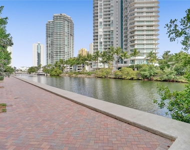 330 Sunny Isles Blvd - Photo Thumbnail 9