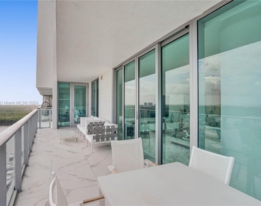 330 Sunny Isles Blvd - Photo Thumbnail 4