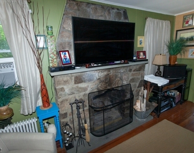 136 Mcgregor Ave - Photo Thumbnail 5