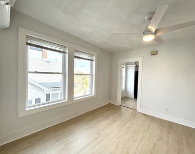 122 Felton St - Photo Thumbnail 6