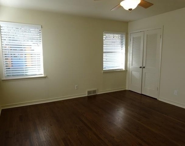 7104 Haverford Road - Photo Thumbnail 8