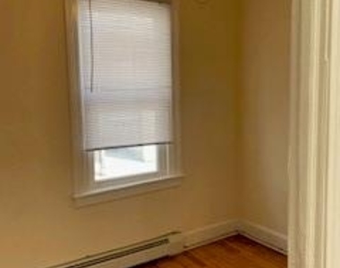 134 Webster Avenue - Photo Thumbnail 5