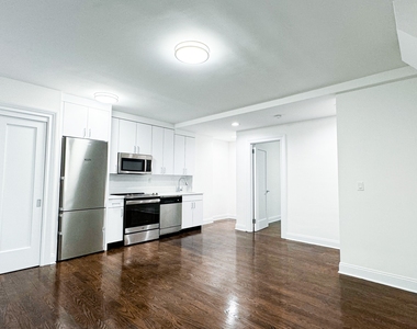 156 East 37th Street - Photo Thumbnail 1