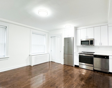 156 East 37th Street - Photo Thumbnail 0