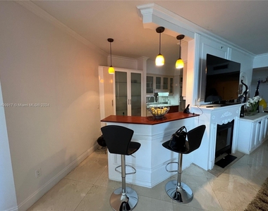 4775 Collins Ave - Photo Thumbnail 22