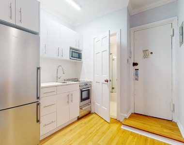 223 West 70th Street - Photo Thumbnail 8