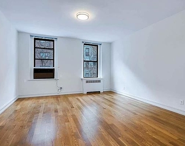 241 East 46th Street - Photo Thumbnail 0