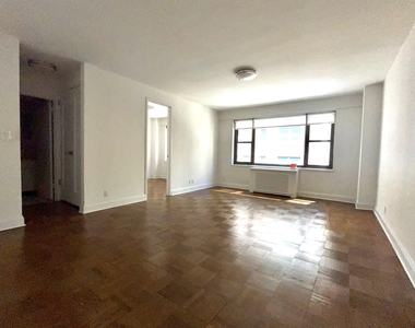 405 East 56th Street - Photo Thumbnail 1